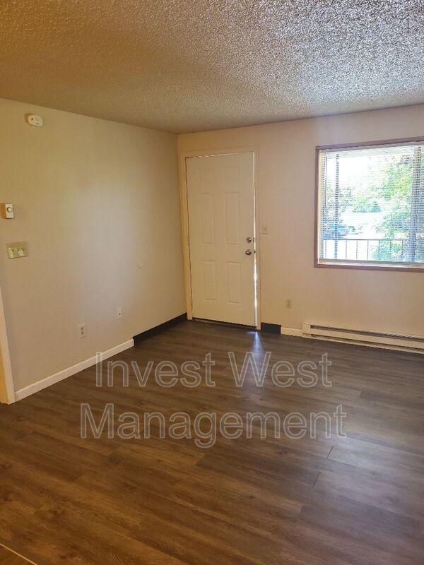 Foto del edificio - 8402 NE 8th Way