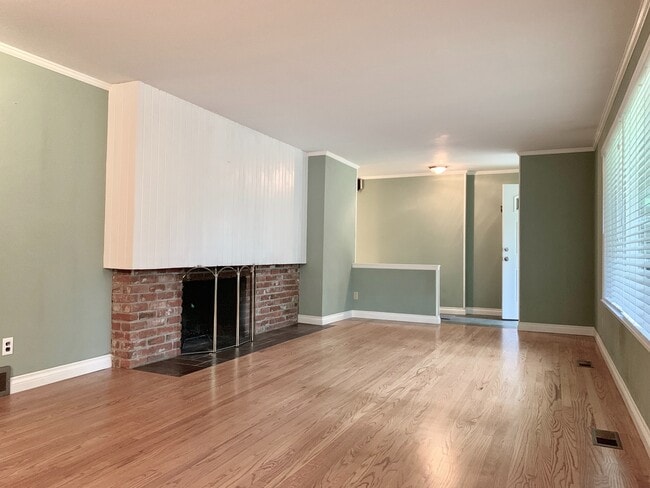 Building Photo - 18530 92nd Ave NE