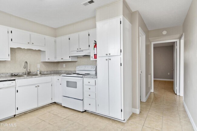 Foto del edificio - 1001 Kiser Blvd