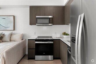 Studio - 464SF - Kitchen - 2000 Biscayne