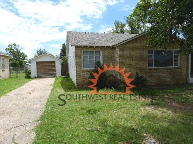 Building Photo - Cute 3 bedroom with a 1 car garage