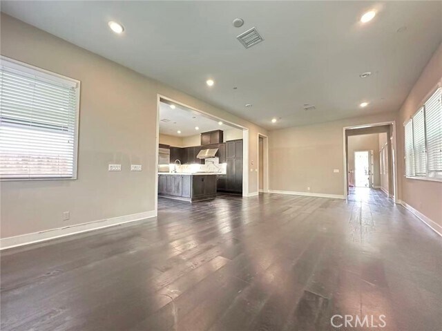 Foto del edificio - 140 Crossover