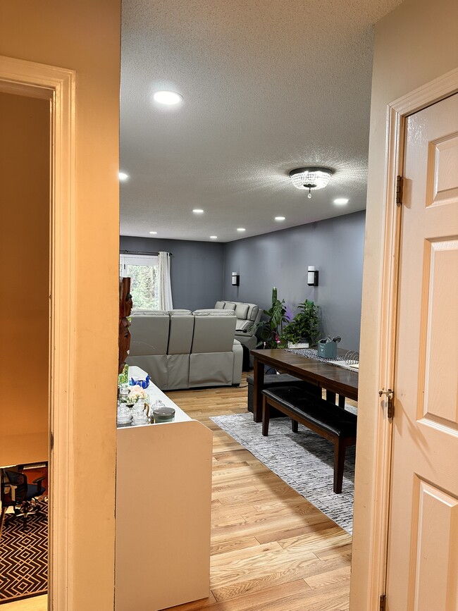 Foto del edificio - 1805 Mill Pond Dr