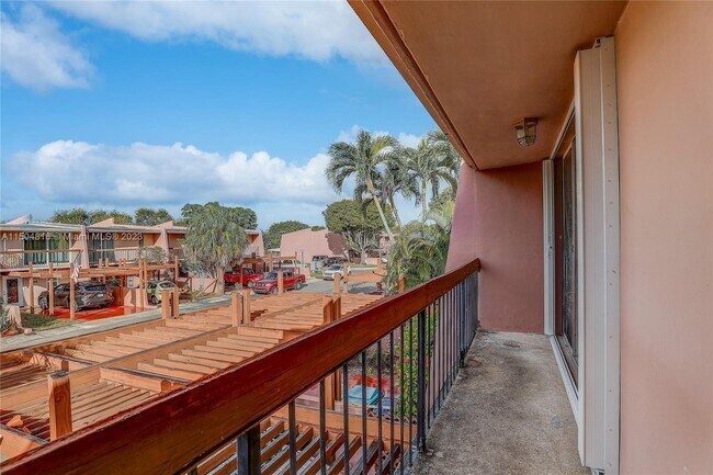 Foto del edificio - 6308 SW 139th Ct