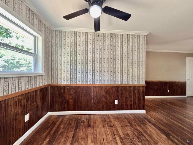 Foto del edificio - 111 Marilyn Dr