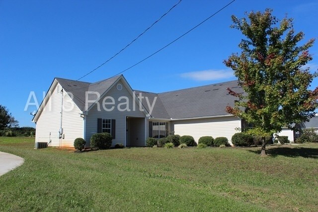 Building Photo - 125 Mills Creek Ln