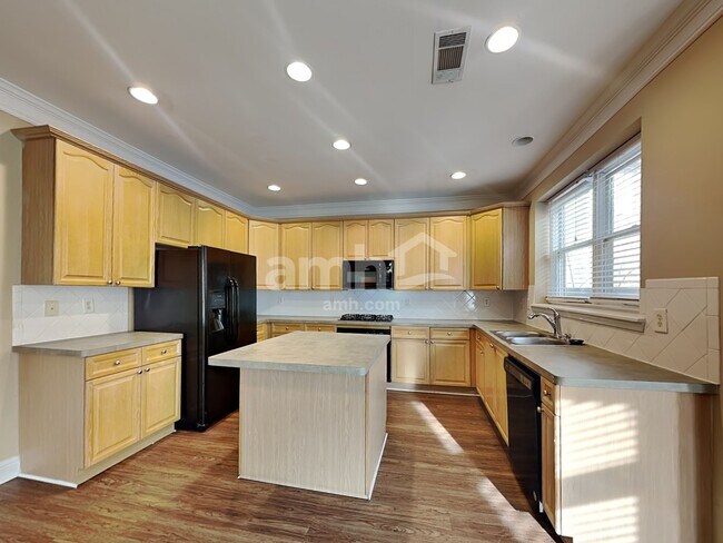 Foto del edificio - 1238 Wood Iris Ln