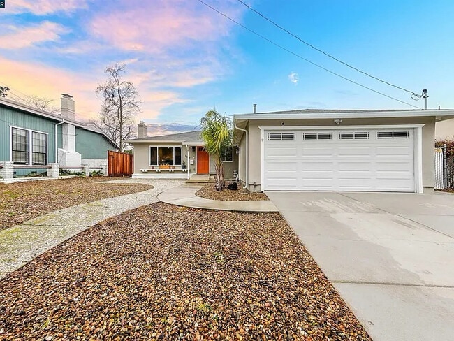 Foto del edificio - 2697 Limerick Rd