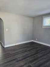 Building Photo - 5430 Hodiamont Ave