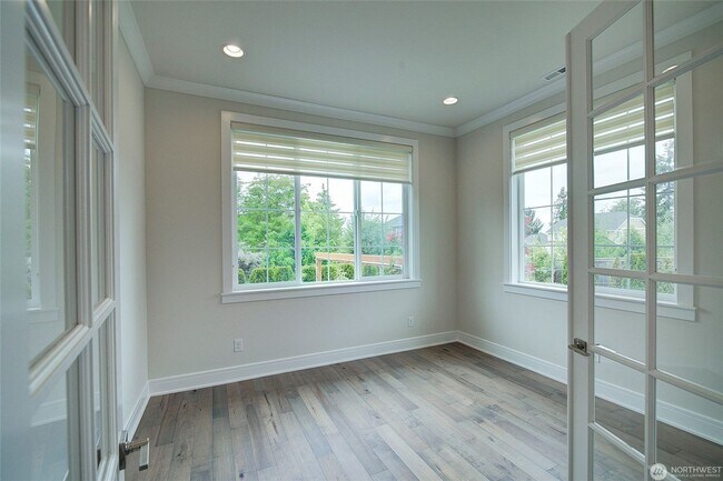 Foto del edificio - 5Bd/4Ba Bellevue House