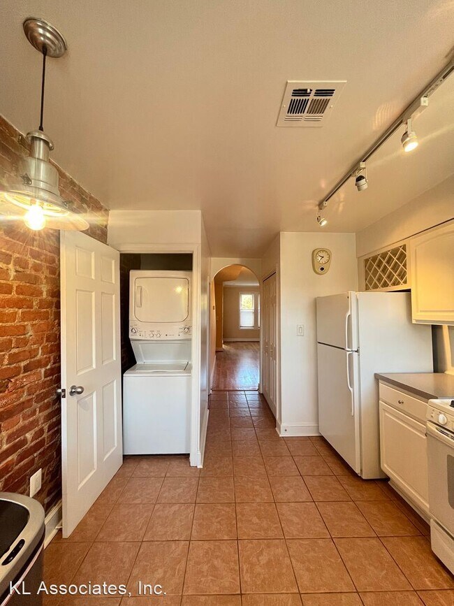 Building Photo - 2 br, 1.5 bath House - 1431 South Carolina...