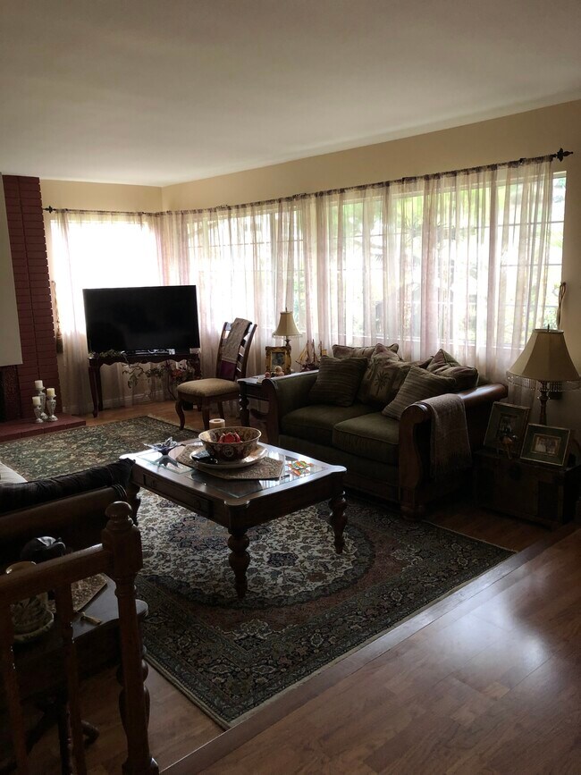 Foto del edificio - 1986 Sherer Ln