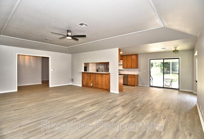 Foto del edificio - 1317 N 1st St