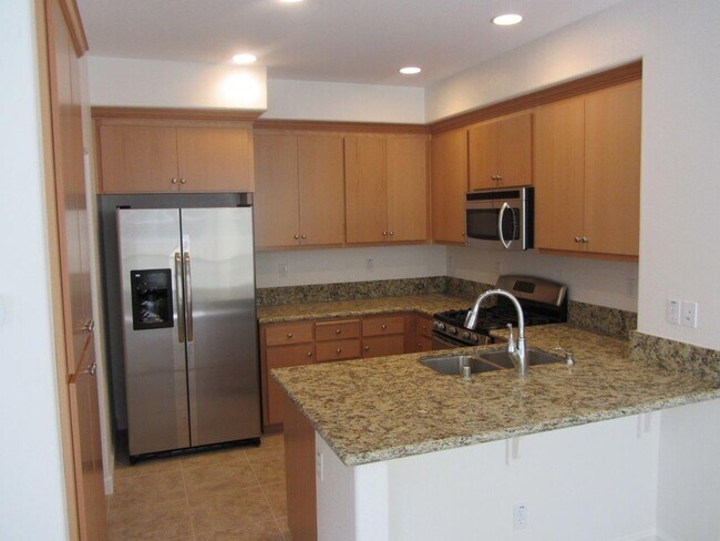 Foto del edificio - 2Bed/2.5Bath Sunnyvale Townhouse