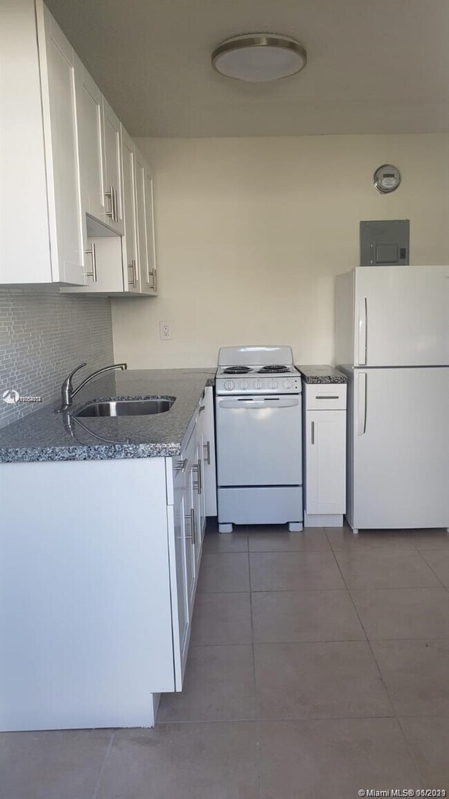 Foto del edificio - 1209 N 17th Ave