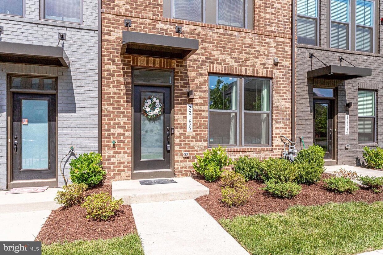 22196 McCormick Terrace, Ashburn, VA 20147 Townhouse for Rent in