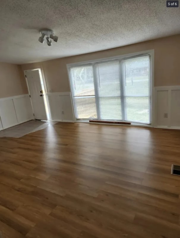 Photo - 26 Elisha Dr House