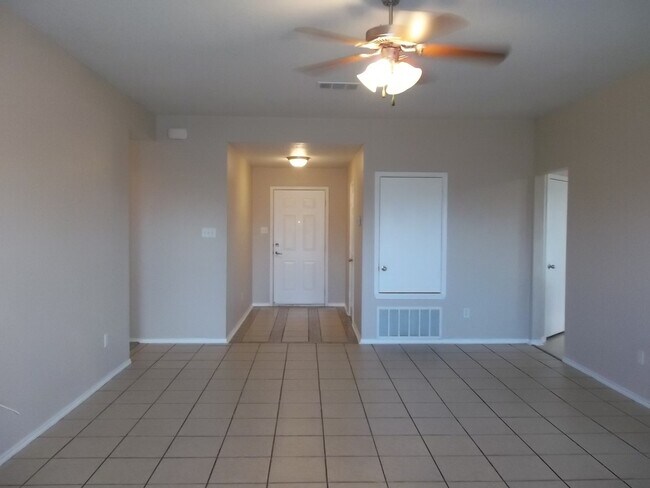 Foto del edificio - 3 BEDROOMS, BELTON ISD