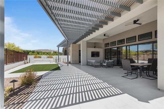 Foto del edificio - 10927 White Clay Dr