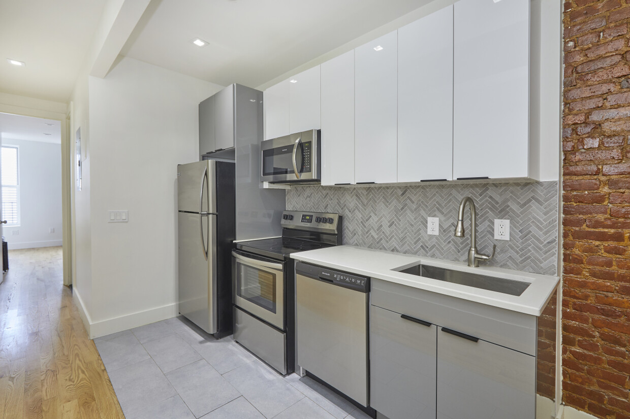 1641 Broadway, Brooklyn, NY 11207 - Townhome Rentals in Brooklyn NY ...