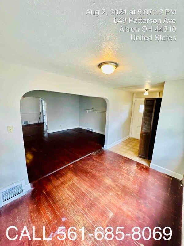 649 Patterson Ave Akron, OH 44310 – photo 5