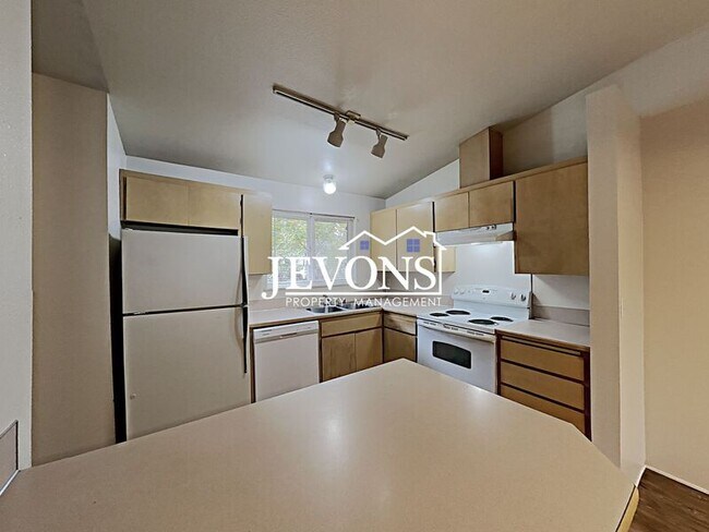 Foto del edificio - 5615 Mt Tacoma Dr SW