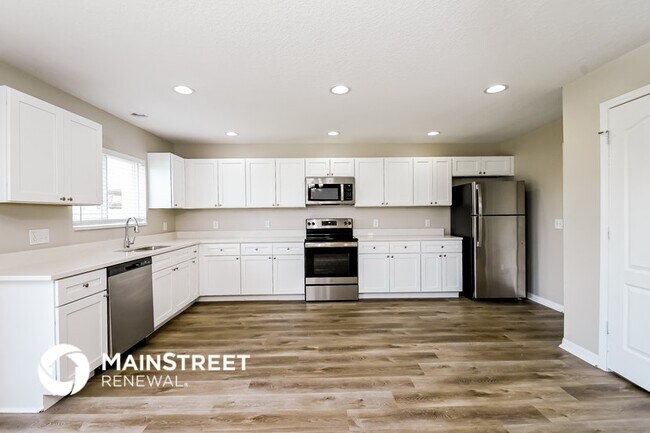 Building Photo - 11167 Golden Silence Dr