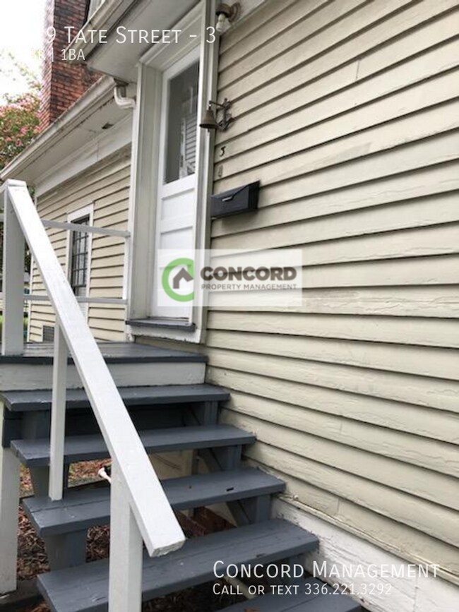 319 Tate St Unit 3, Greensboro, NC 27403 Room for Rent in Greensboro
