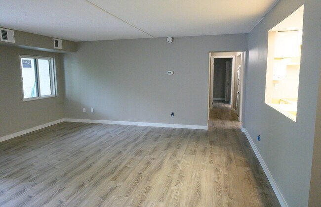 Foto del edificio - 2 Bed, 2 Bath Apt Close to PSU Campus