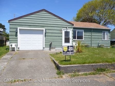 Primary Photo - 3 br, 2 bath Apartment - 954 Noble Ave