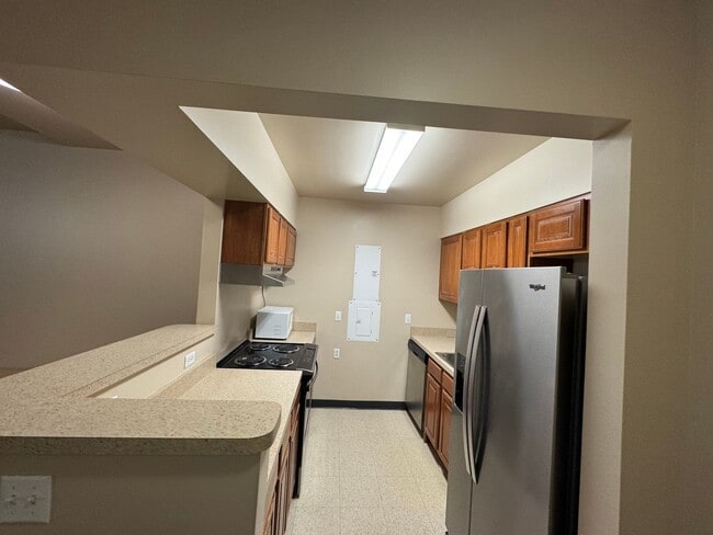 Interior Photo - 500 W Fayette St.