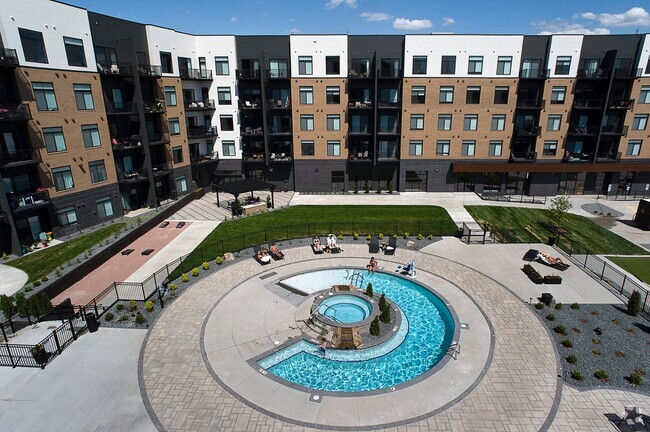 Building Photo - The Cascade at The Steel District
