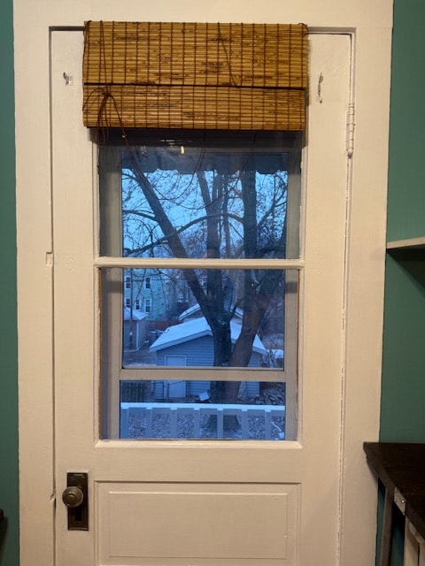 Building Photo - 547a E Dover St