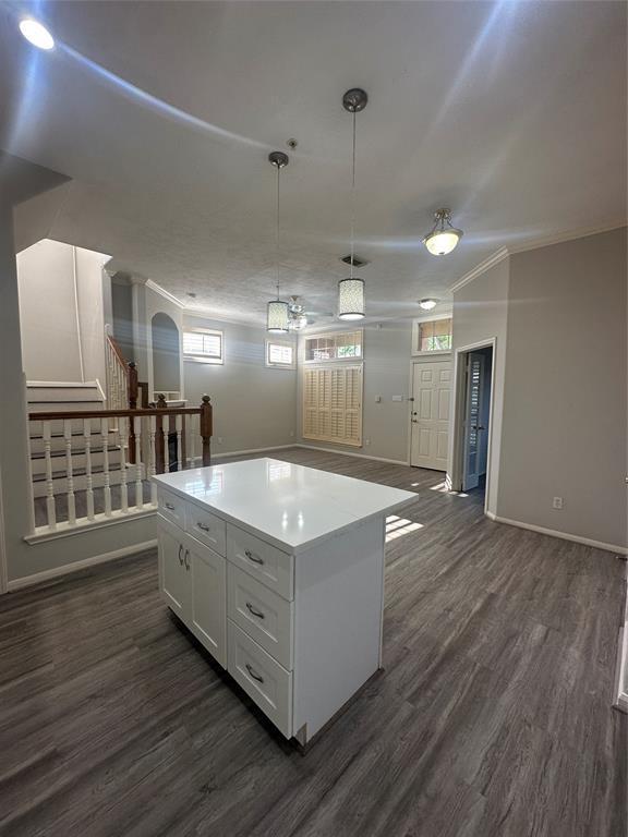 Foto del edificio - 2710 Grants Lake Blvd
