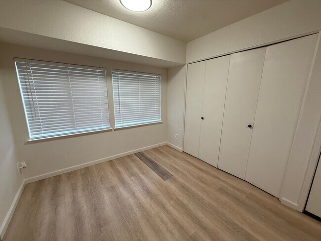 Foto del edificio - 9256 Colonsay Way