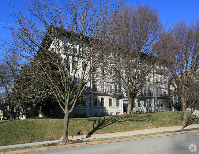 Primary Photo - Chevy Chase Apartments