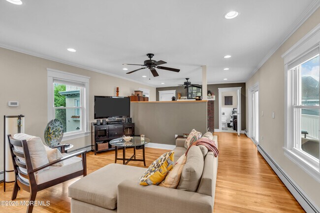 Foto del edificio - 1211 Grand Ave