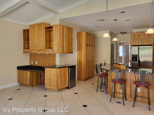 Building Photo - 5 br, 3.5 bath House - 9101 Old Barnette P...