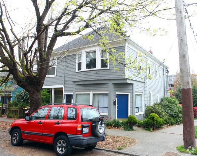 Building Photo - 535 Federal Ave E