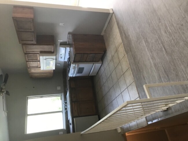 Foto del edificio - 18757 E Hawaii Dr