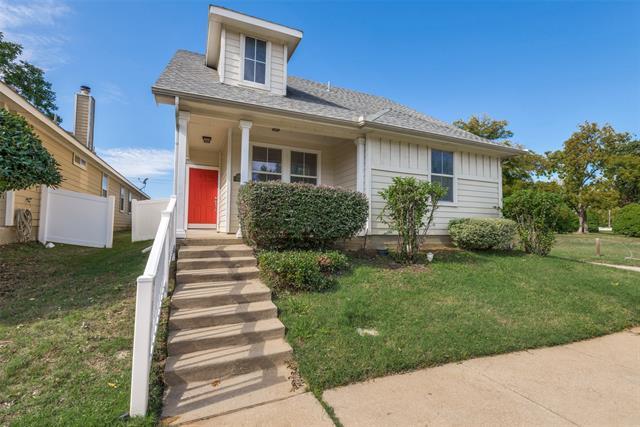 Building Photo - 1729 Cambridge Dr