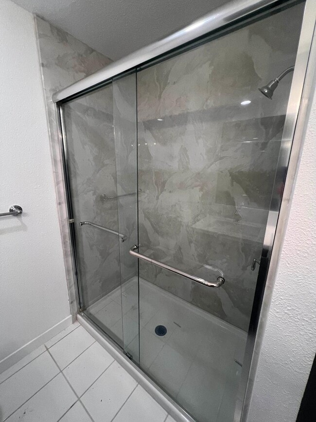 Foto del edificio - 3604 W Estates Ln