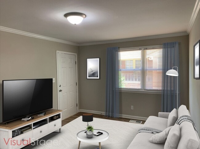 Building Photo - 2717 Columbus Cir