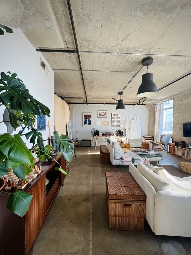 Photo - 825 E 4th St (Los Angeles, CA)