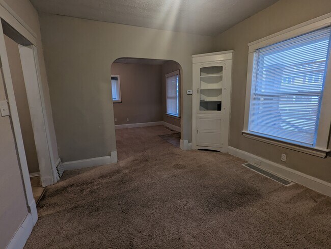 Foto del edificio - 1113 E 144th St