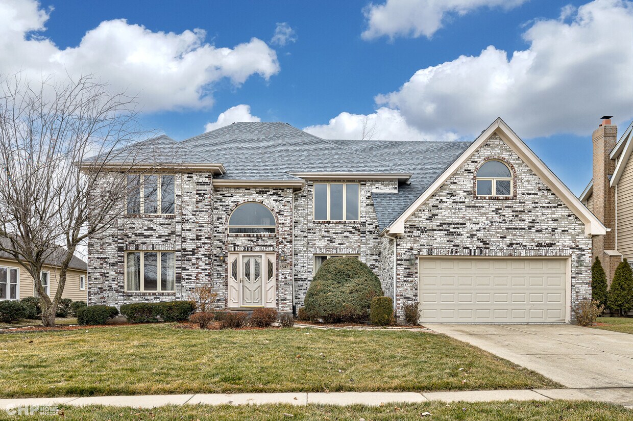 1547 Pinehurst Dr, Darien, IL 60561 House Rental in Darien, IL
