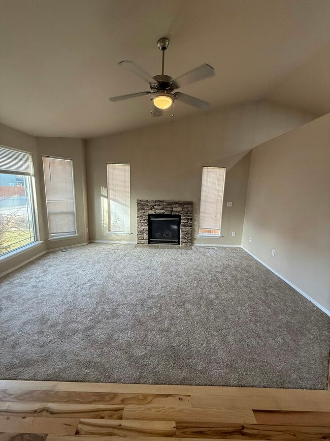 Building Photo - 5844 S Staaten Ave