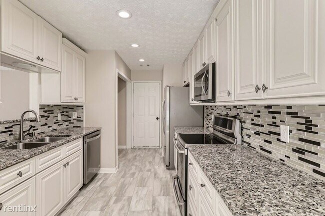 Building Photo - 3 br, 2 bath House - 2024 Atha Woods Drive...