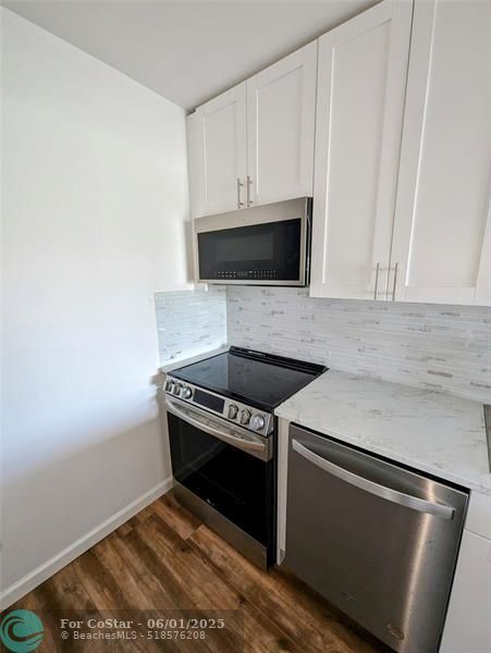 Foto del edificio - 1421 NW 45th St