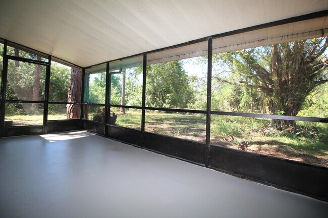 Foto del edificio - 11681 41st Ct N